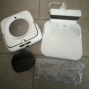 Braava M6 - mapping mop! Excellent condition!